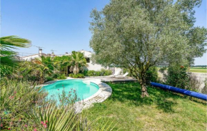 Stunning Home In Médis